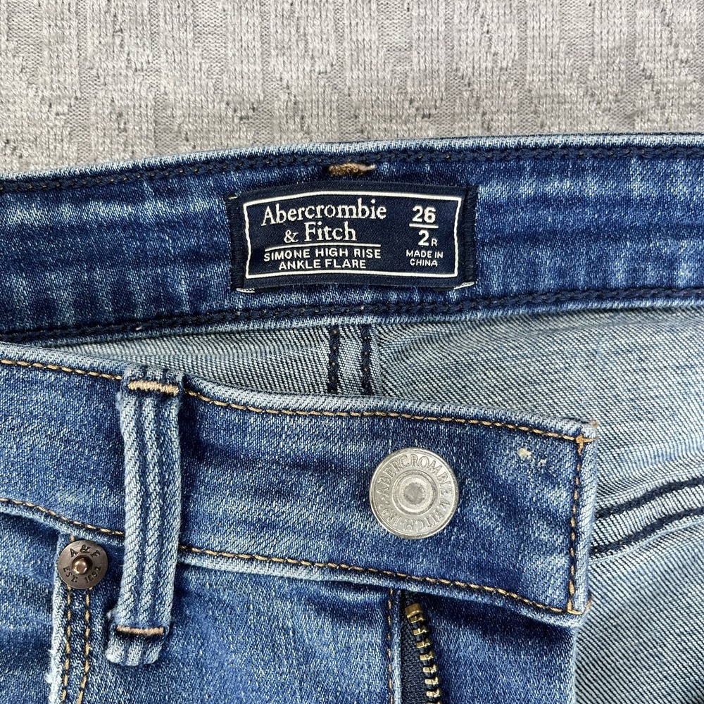 Abercrombie & Fitch Women's Bootcut Jeans in Medium Blue Wash - Picture 2 of 9